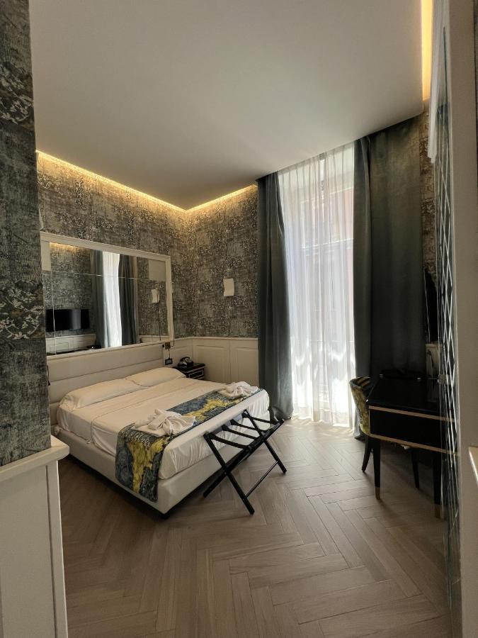 Bed and Breakfast Relais Ranieri Piazza Vittoria Неаполь Экстерьер фото